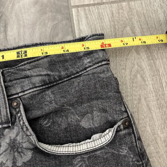 Levi’s Pride Collection Gray Floral Embroidered Big E Jeans Skinny Leg Sz 32/30 - Picture 10 of 10